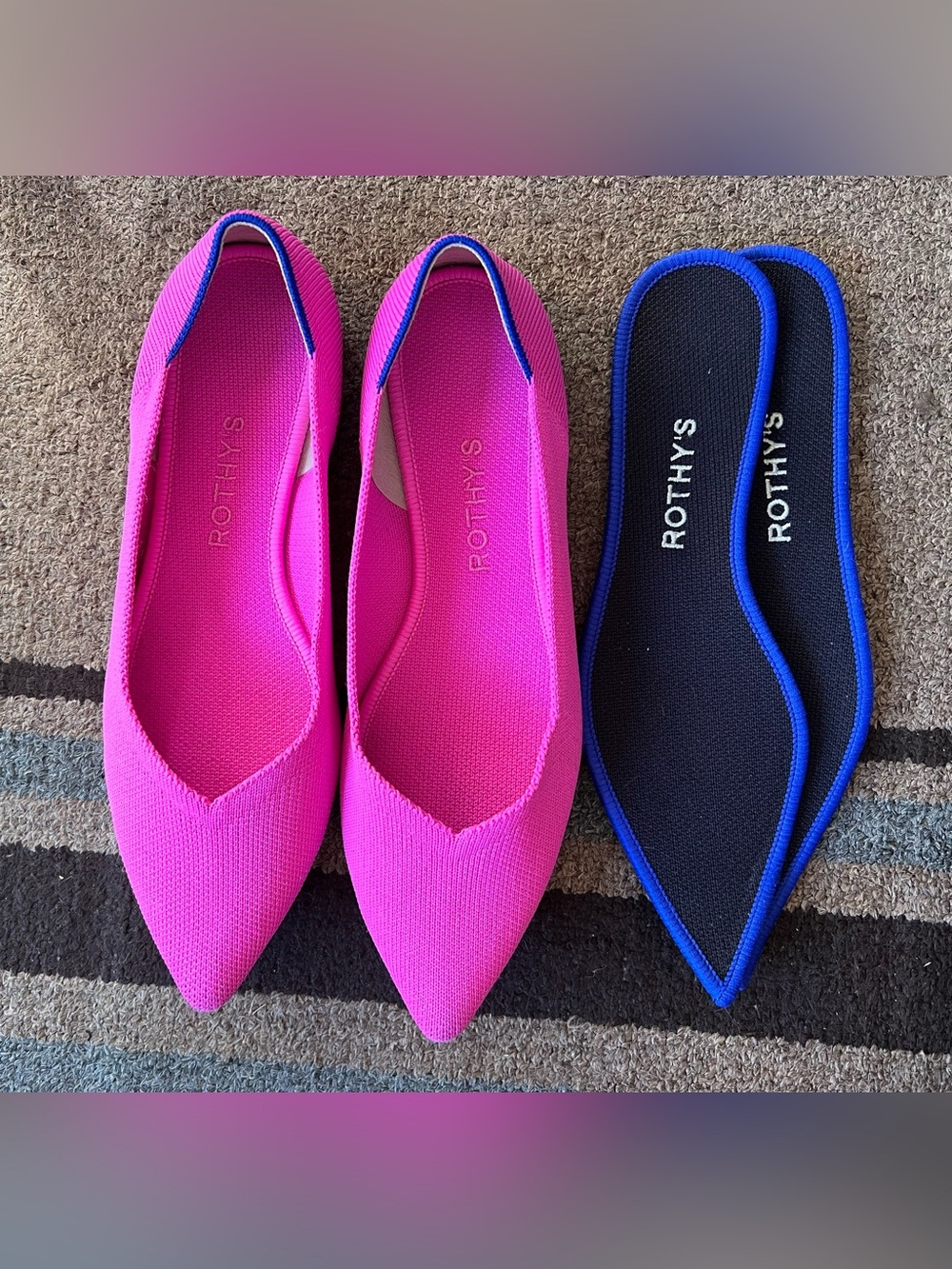 Rothy’s The Point in Dragon Fruit Hot Pink Flat Tortoise Sole W8 + Extra Insoles - Picture 5 of 9